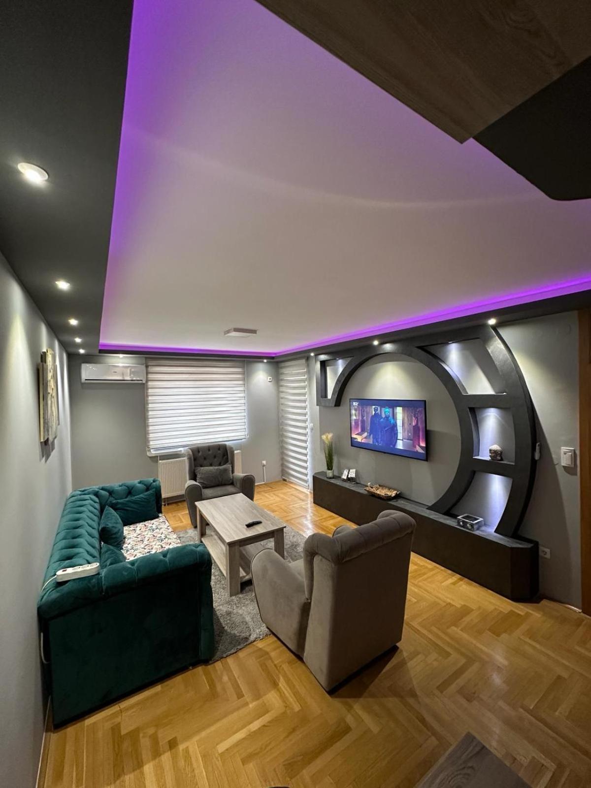 Ferienwohnung Apartman Lux S&V 1 Lukavica Istocno Sarajevo Hilandarska Centar Exterior foto