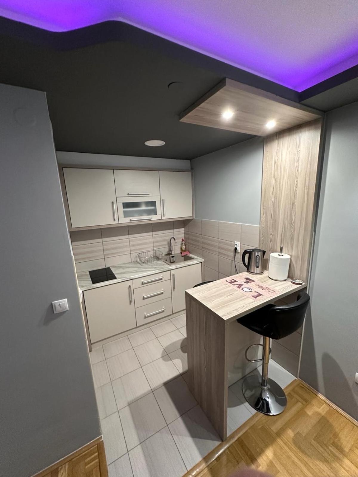 Ferienwohnung Apartman Lux S&V 1 Lukavica Istocno Sarajevo Hilandarska Centar Exterior foto