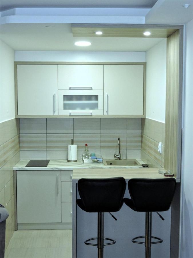 Ferienwohnung Apartman Lux S&V 1 Lukavica Istocno Sarajevo Hilandarska Centar Exterior foto