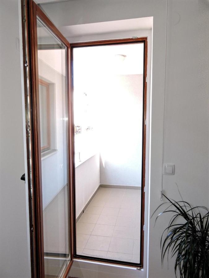 Ferienwohnung Apartman Lux S&V 1 Lukavica Istocno Sarajevo Hilandarska Centar Exterior foto