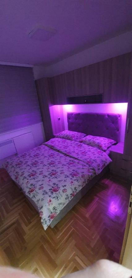 Ferienwohnung Apartman Lux S&V 1 Lukavica Istocno Sarajevo Hilandarska Centar Exterior foto